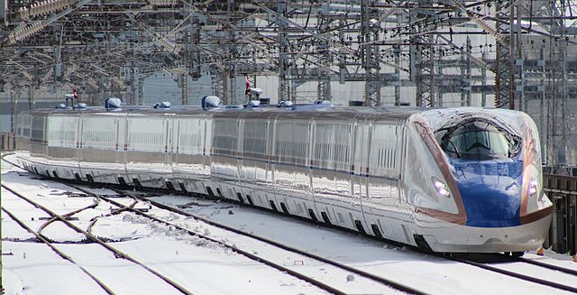 Los trenes que circularán por la línea Hokuriku son los de la serie E7 de última generación. 