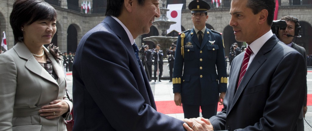 10-Abe en gira por Latinoamerica Mexico (2)