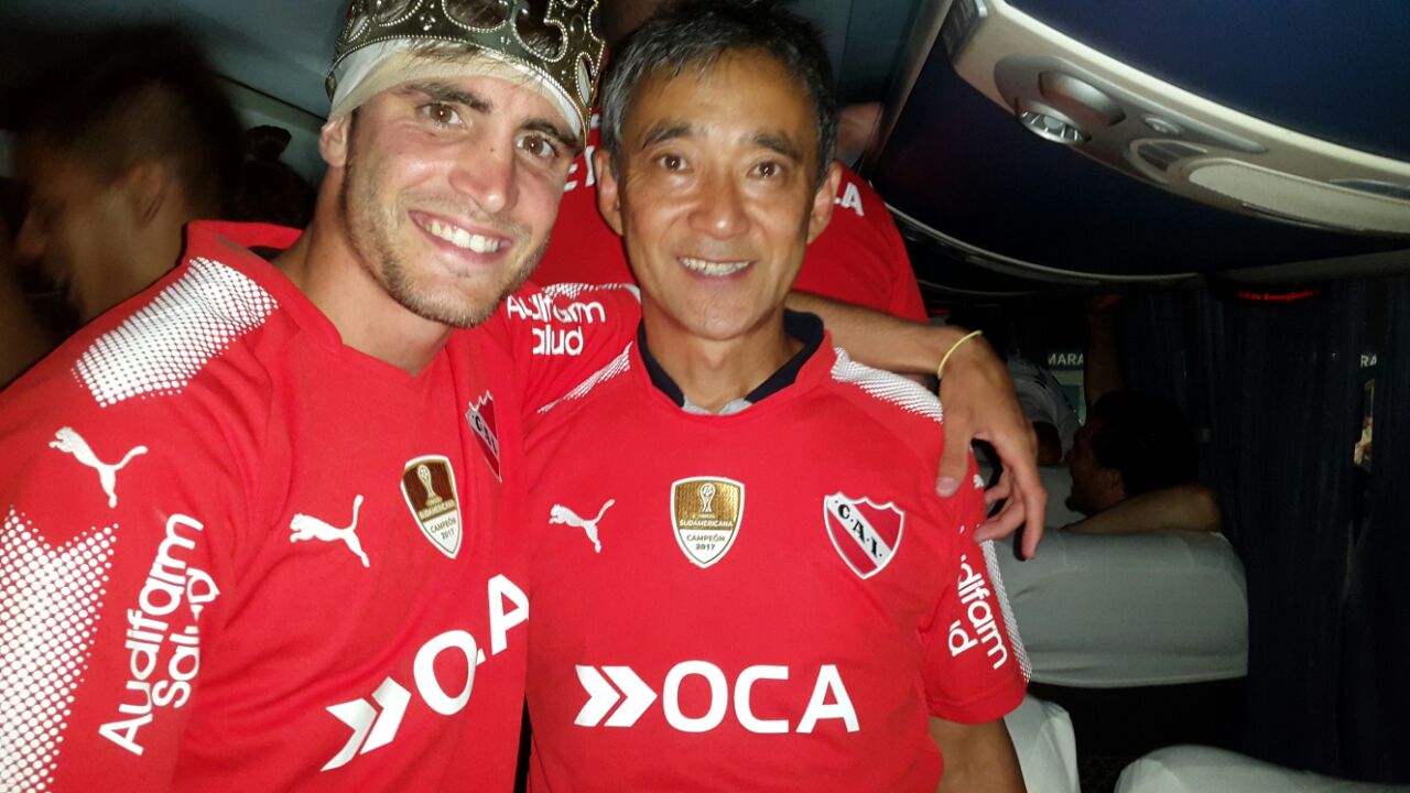 Sergio "Chipi" Hanashiro, el kinesiólogo campeón El Kinesiólogo de Independiente