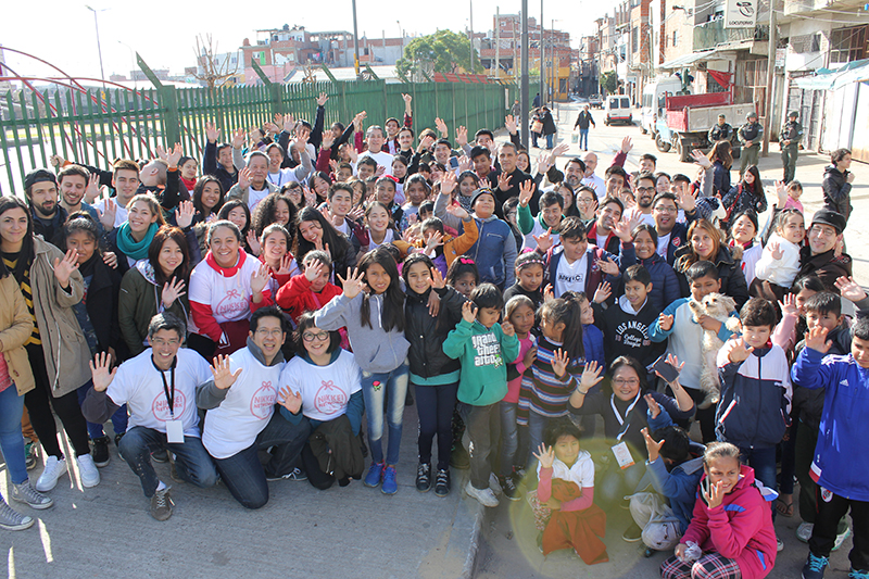 Proyecto Kizuna: jornadas solidarias con la participación de jóvenes nikkei 002 piletones