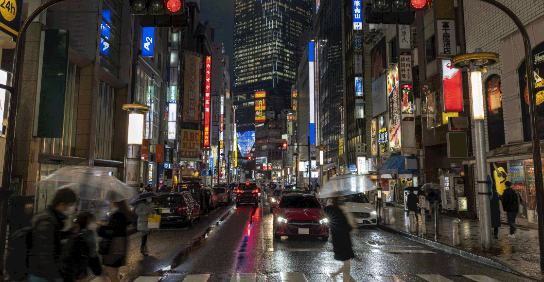 Japón vuelve a abrir sus fronteras para viajes de negocios y estudiantes urban-landscape-people-in-japan