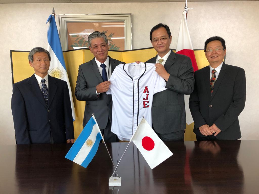 Donación Asociación japonesa de Escobar4